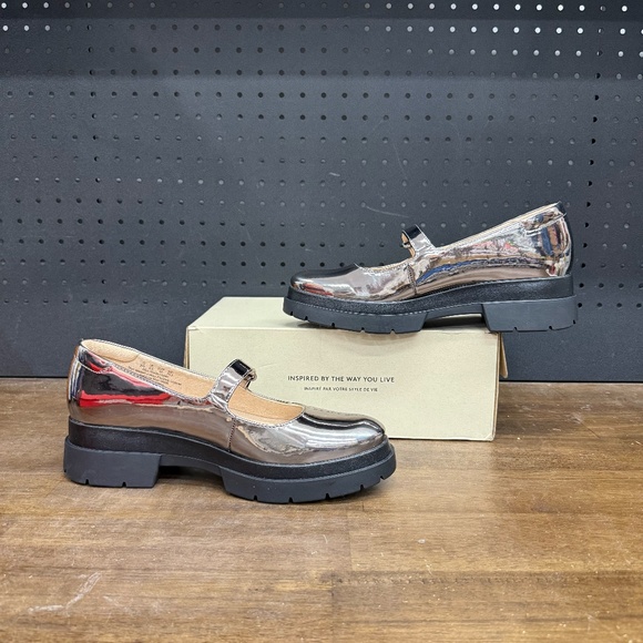 New W Box! Women's SOUL Naturalizer Olivet Mary Jane Silver Pewter Loafer Size 9 - Picture 2 of 5